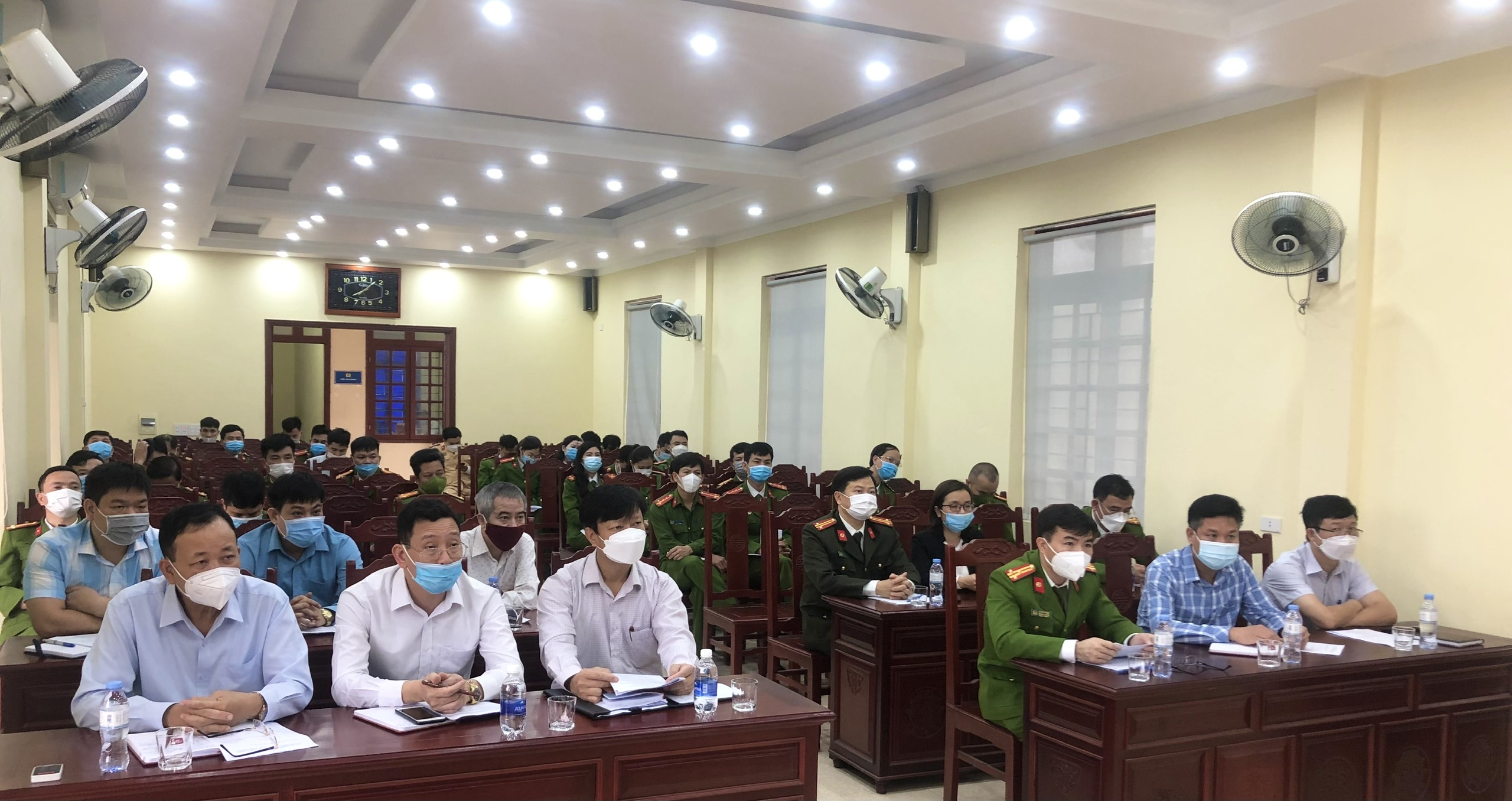 Đại biểu dự hội nghị tại điểm cầu Thiệu Hóa