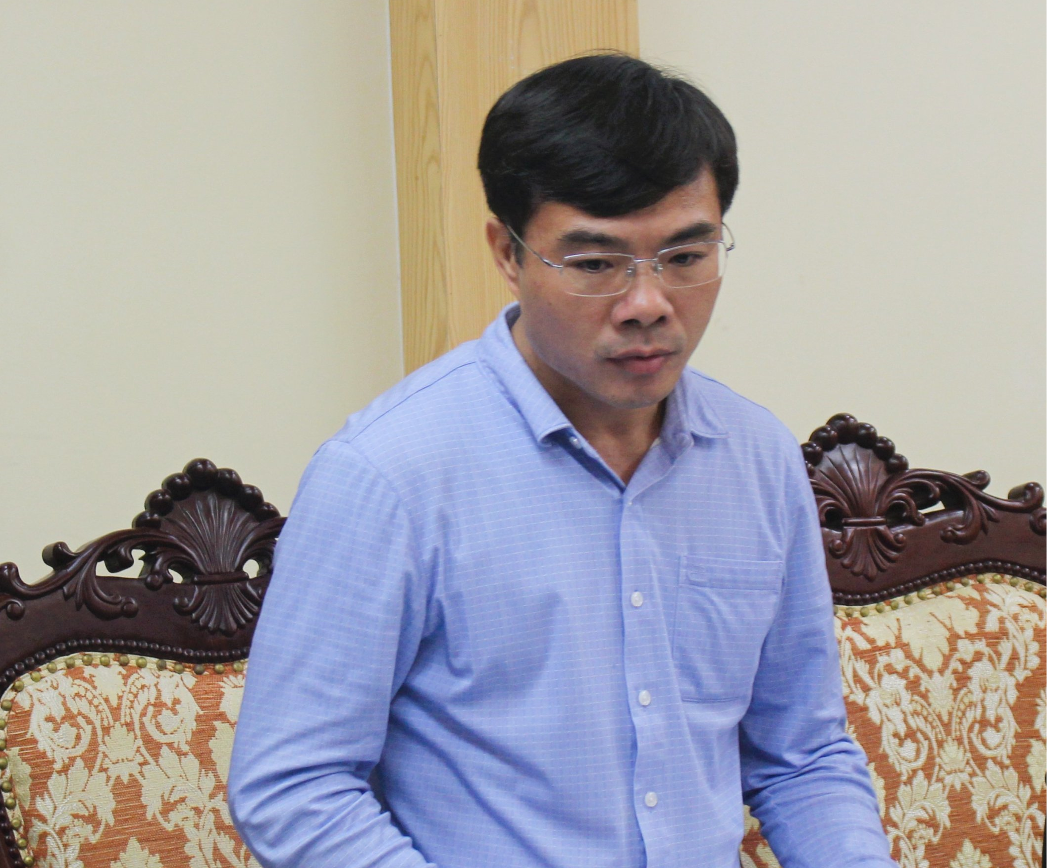 Ủy viên Ban Thường vụ Huyện ủy, Trưởng Công an huyện Nguyễn Viết Thuận phát biểu tại hội nghị