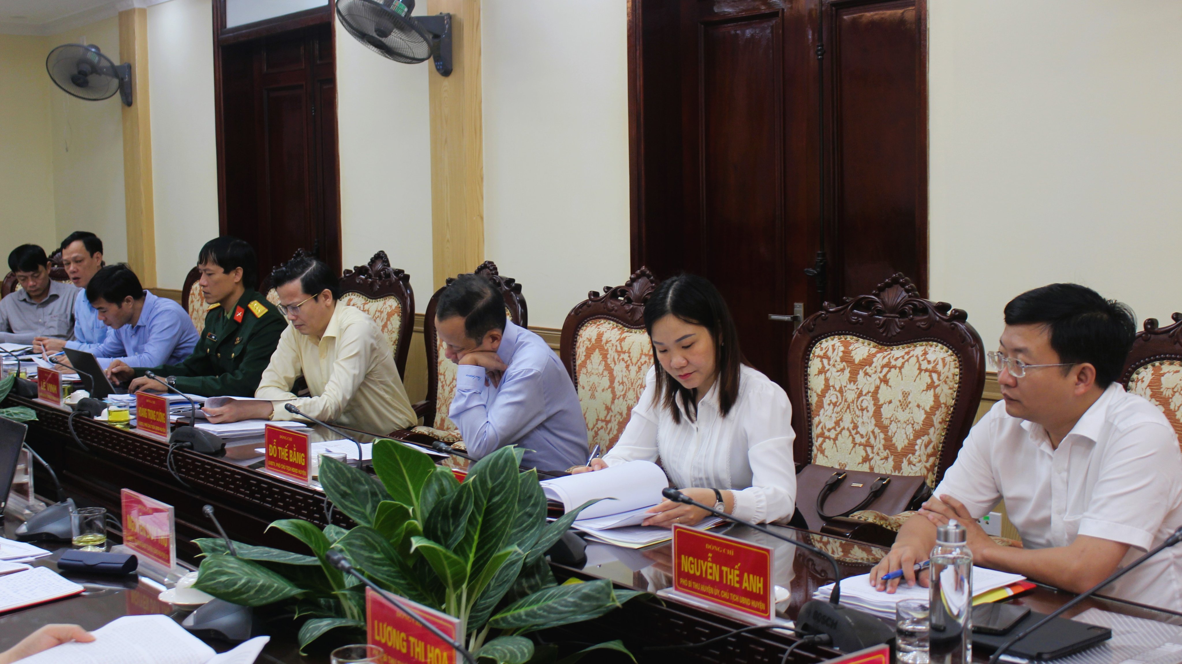Đại diện Ủy ban Kiểm tra Tỉnh ủy và các đại biểu tham dự hội nghị