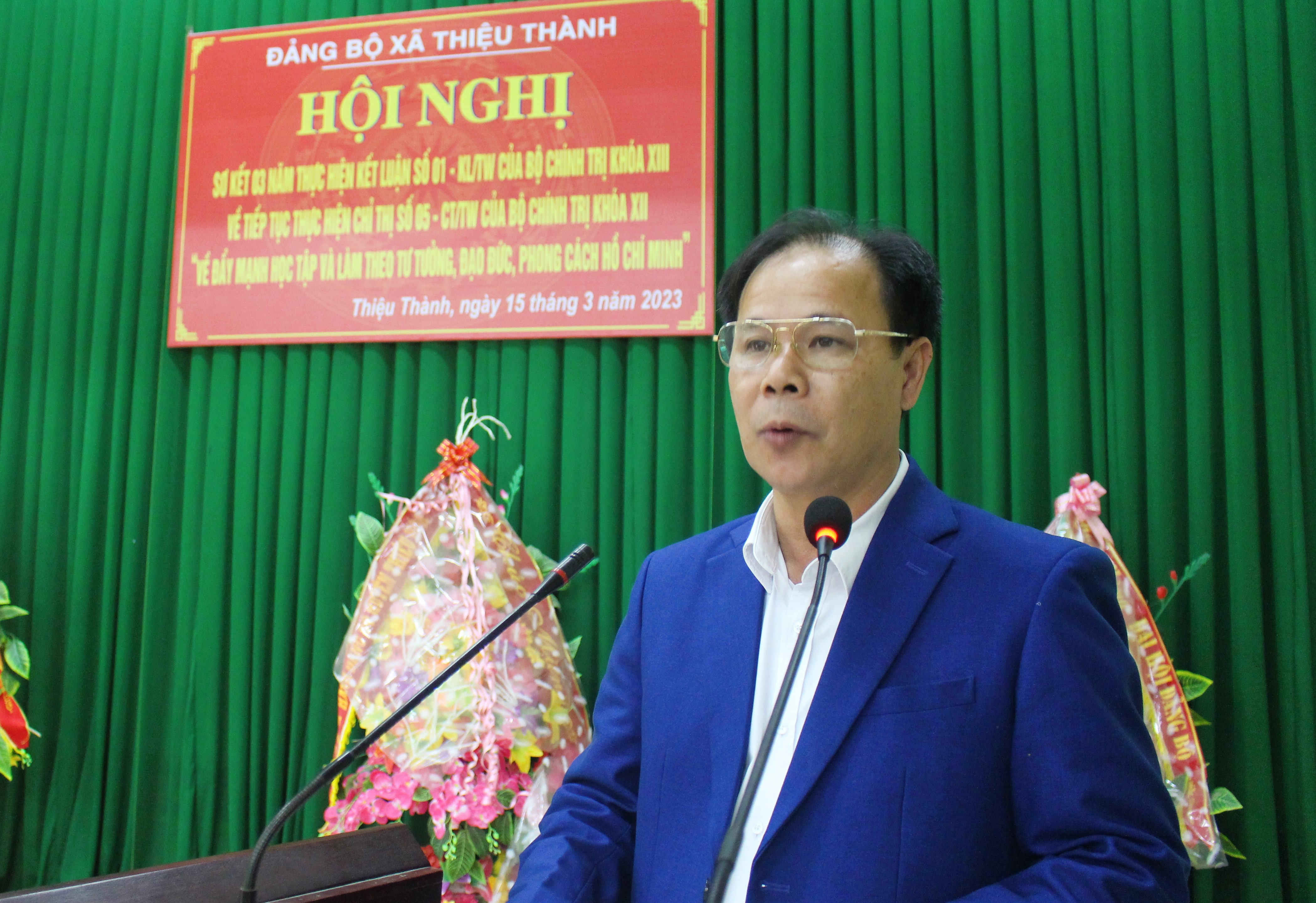 Đồng chí Nguyễn Công Đoàn, Bí thư Đảng ủy, Chủ tịch HĐND xã Thiệu Thành phát biểu khai mạc hội nghị.