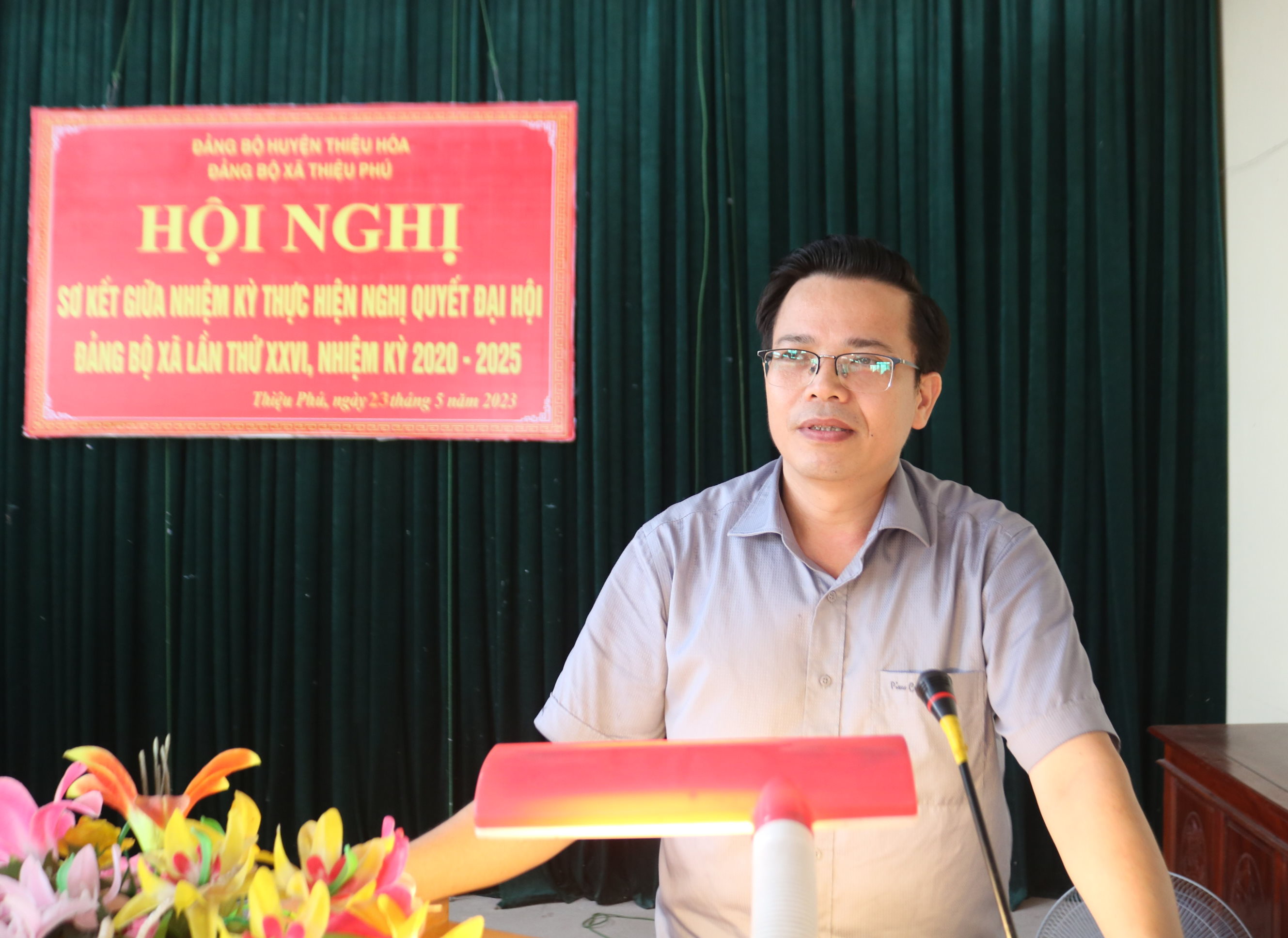 Phó Chủ tịch Thường trực UBND huyện Hoàng Trọng Cường phát biểu chỉ đạo tại hội nghị