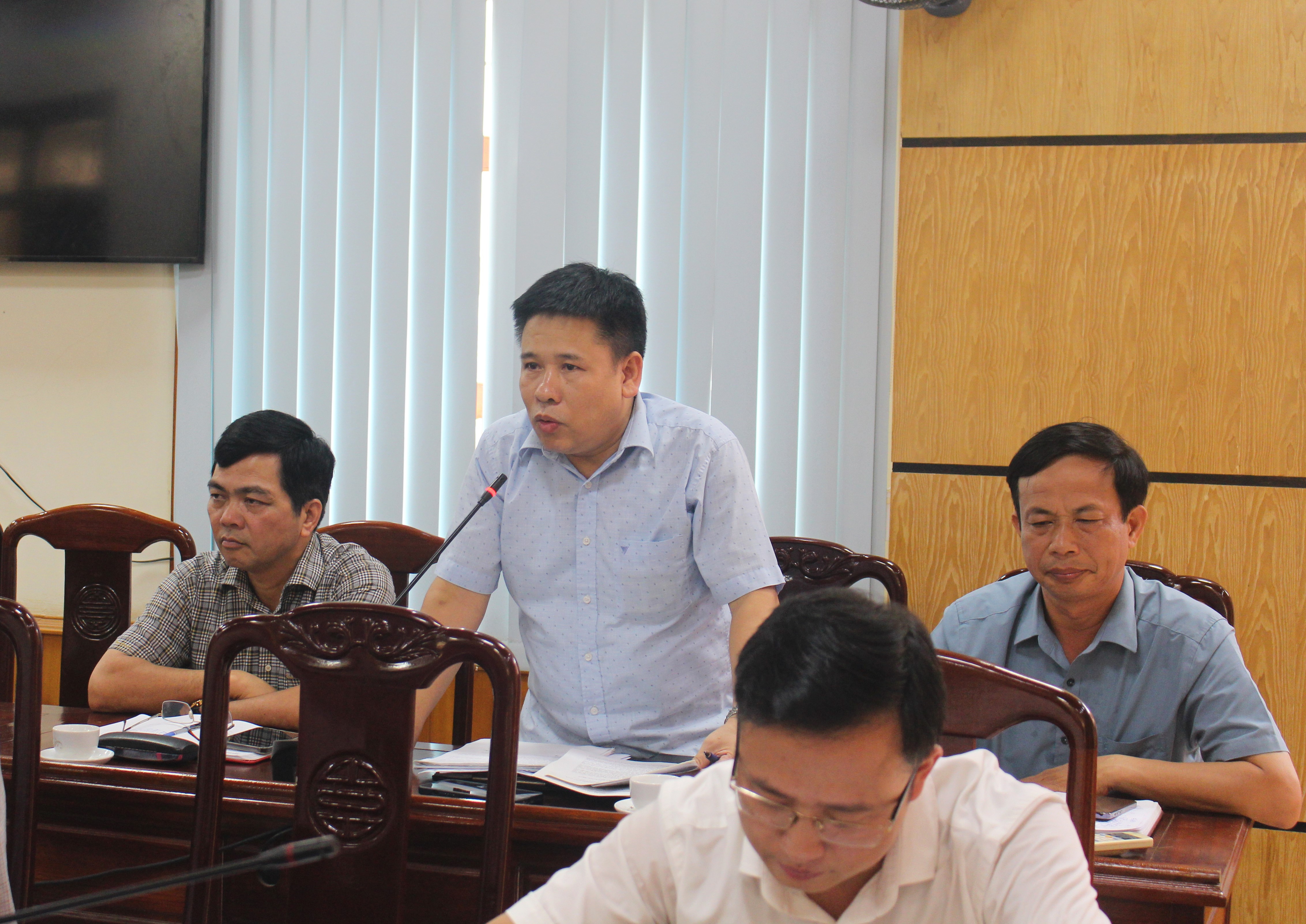 Đại diện Chi cục Thuế khu vực Yên Định - Thiệu Hóa phát biểu.