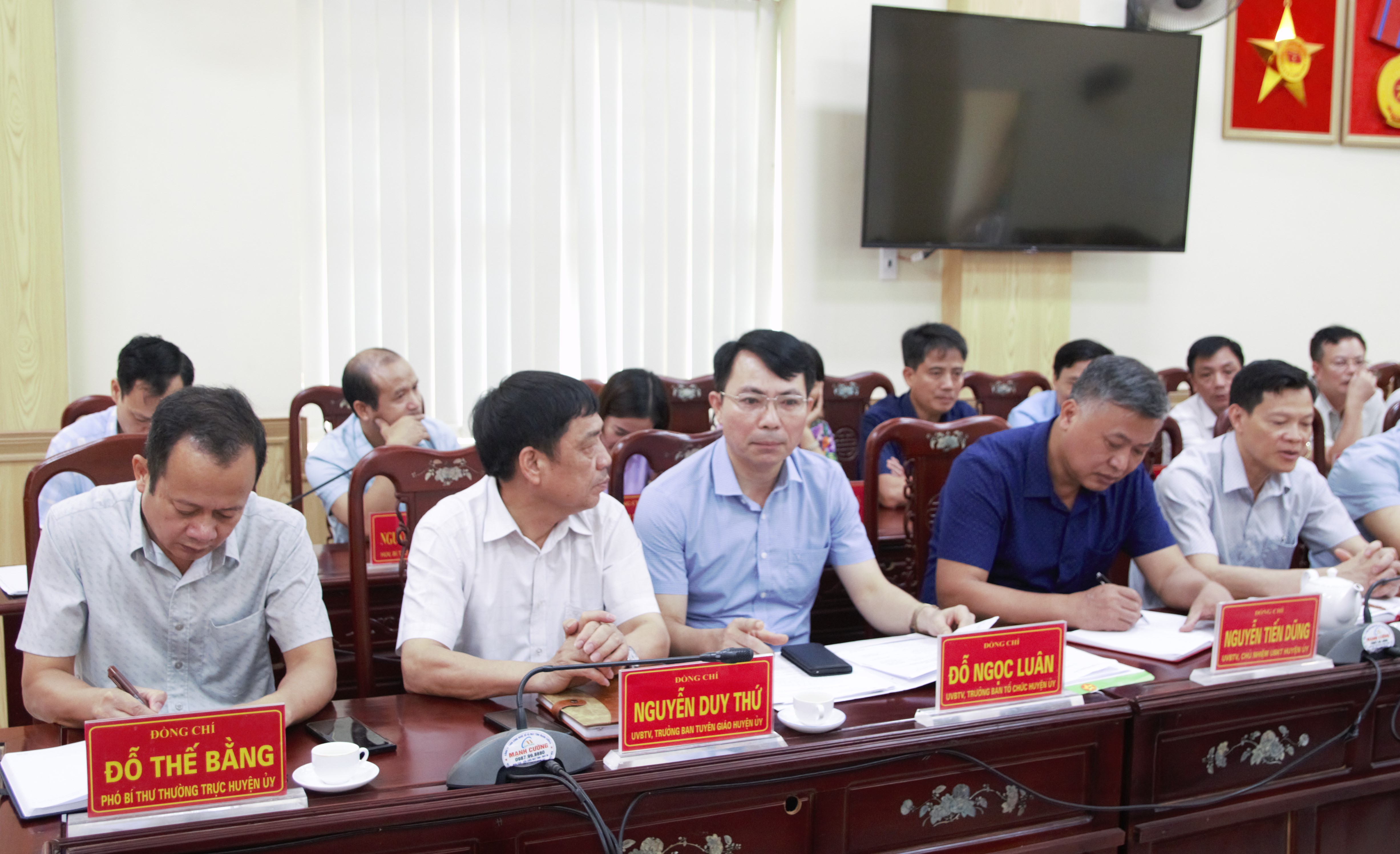 Các đại biểu dự hội nghị