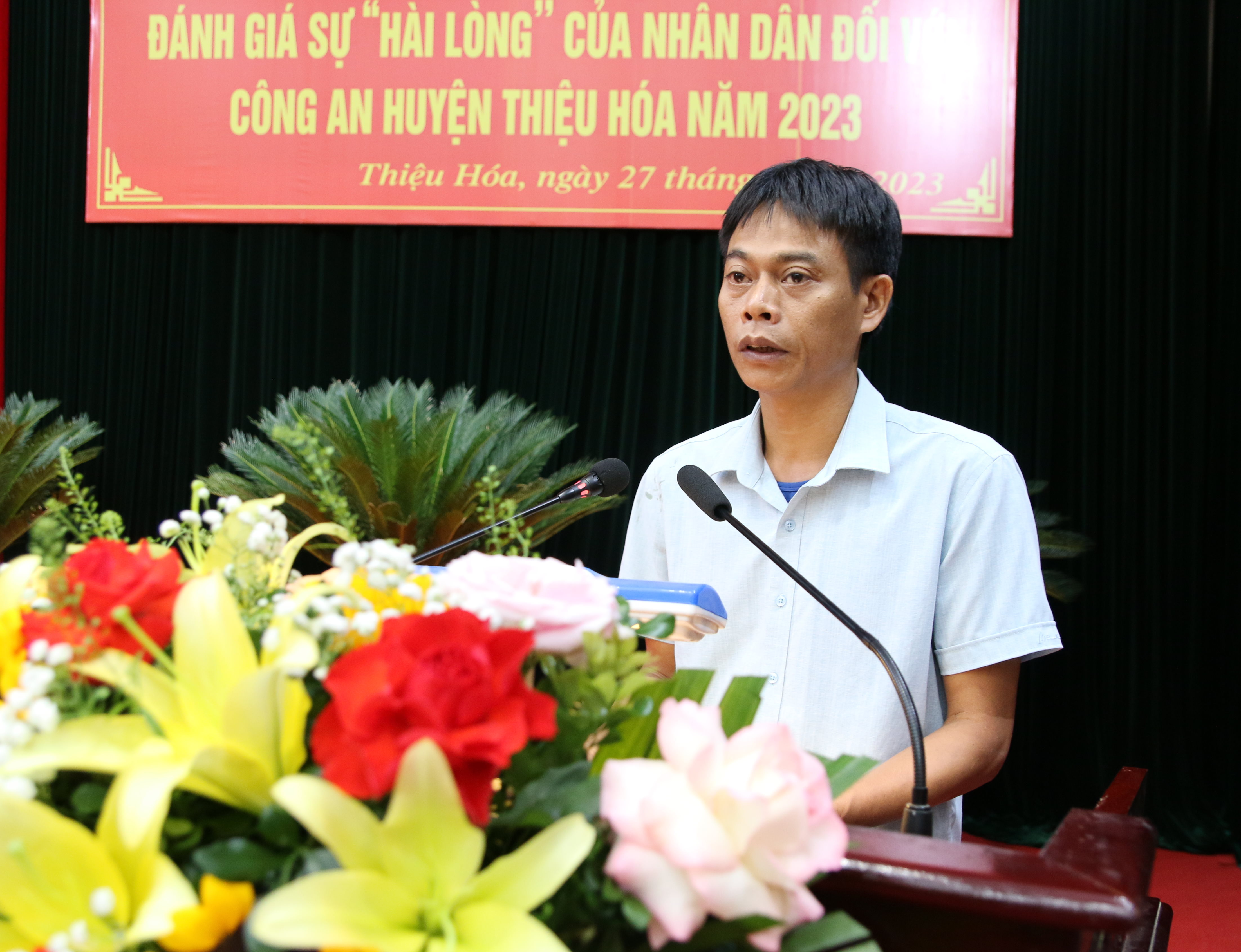 Đại diện Bệnh viện đa khoa Thiệu Hoá phát biểu thảo luận tại hội nghị