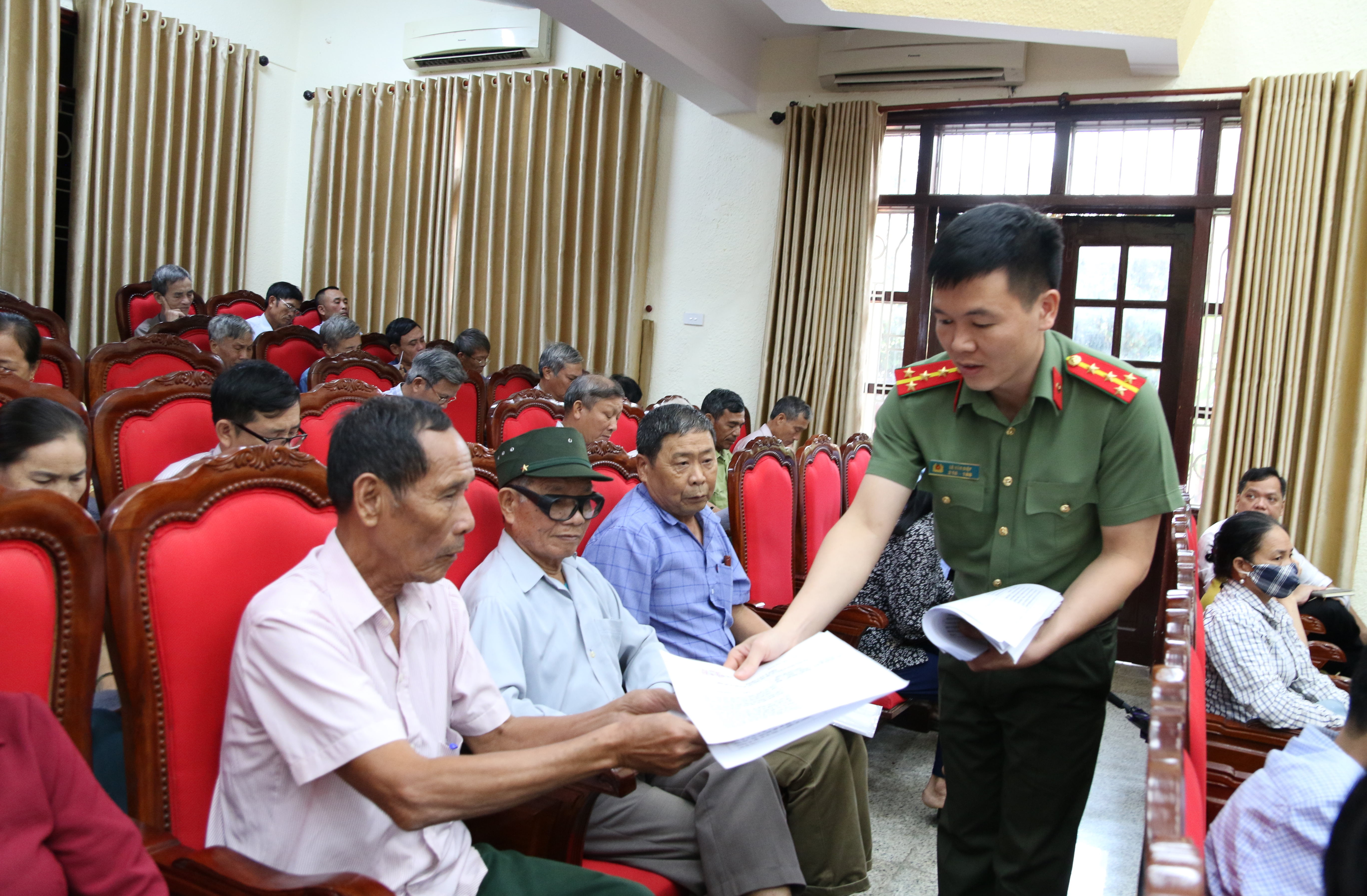 Công an tỉnh Thanh Hoá lấy ý kiến đánh giá sự “Hài lòng” của Nhân dân