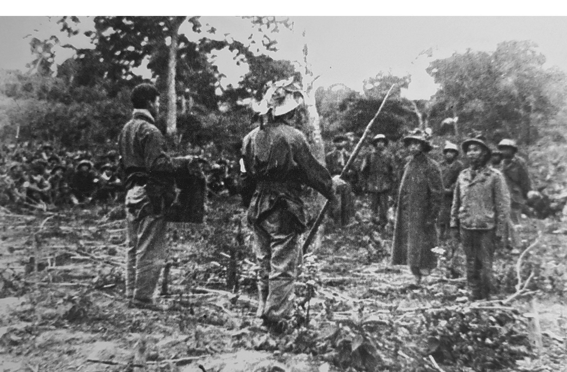 Các đơn vị nhận nhiệm vụ triển khai kế hoạch tác chiến Đông - Xuân 1953 - 1954 (ảnh tư liệu).
