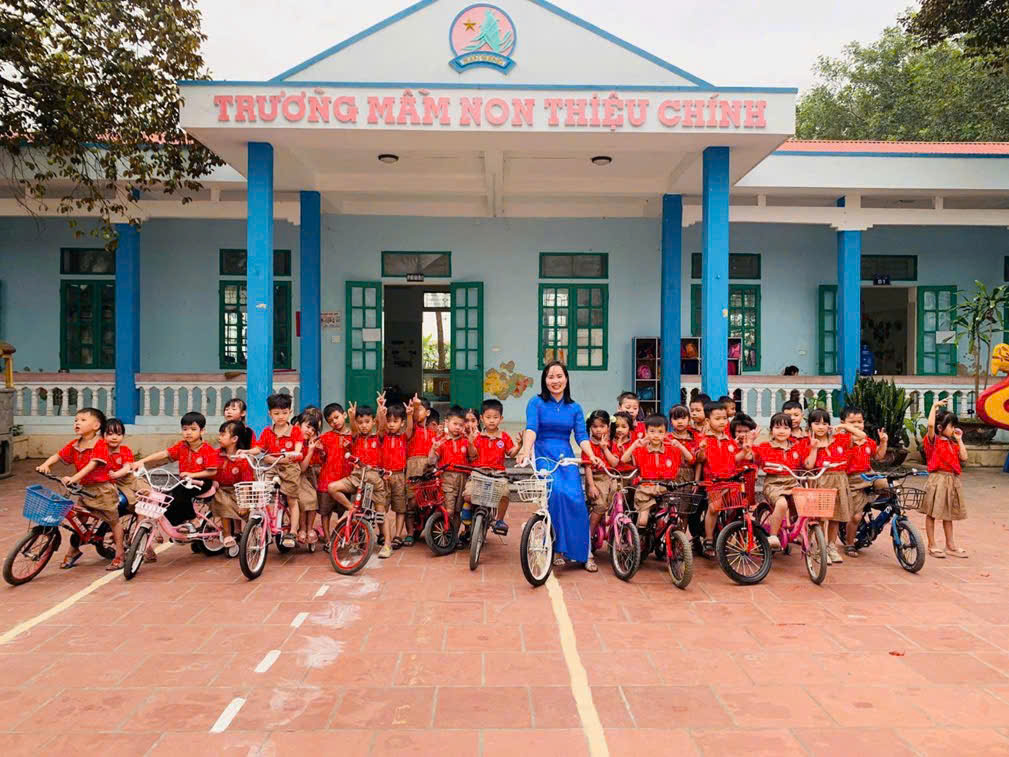 Bé tham gia chương trình "Tôi yêu Việt Nam"