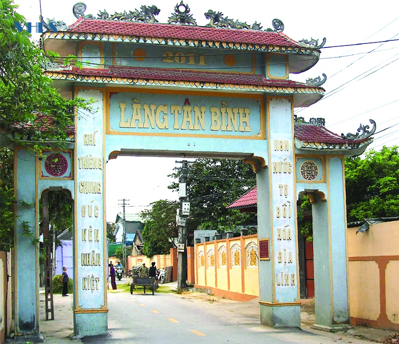 Cồng làng Tân Bình.