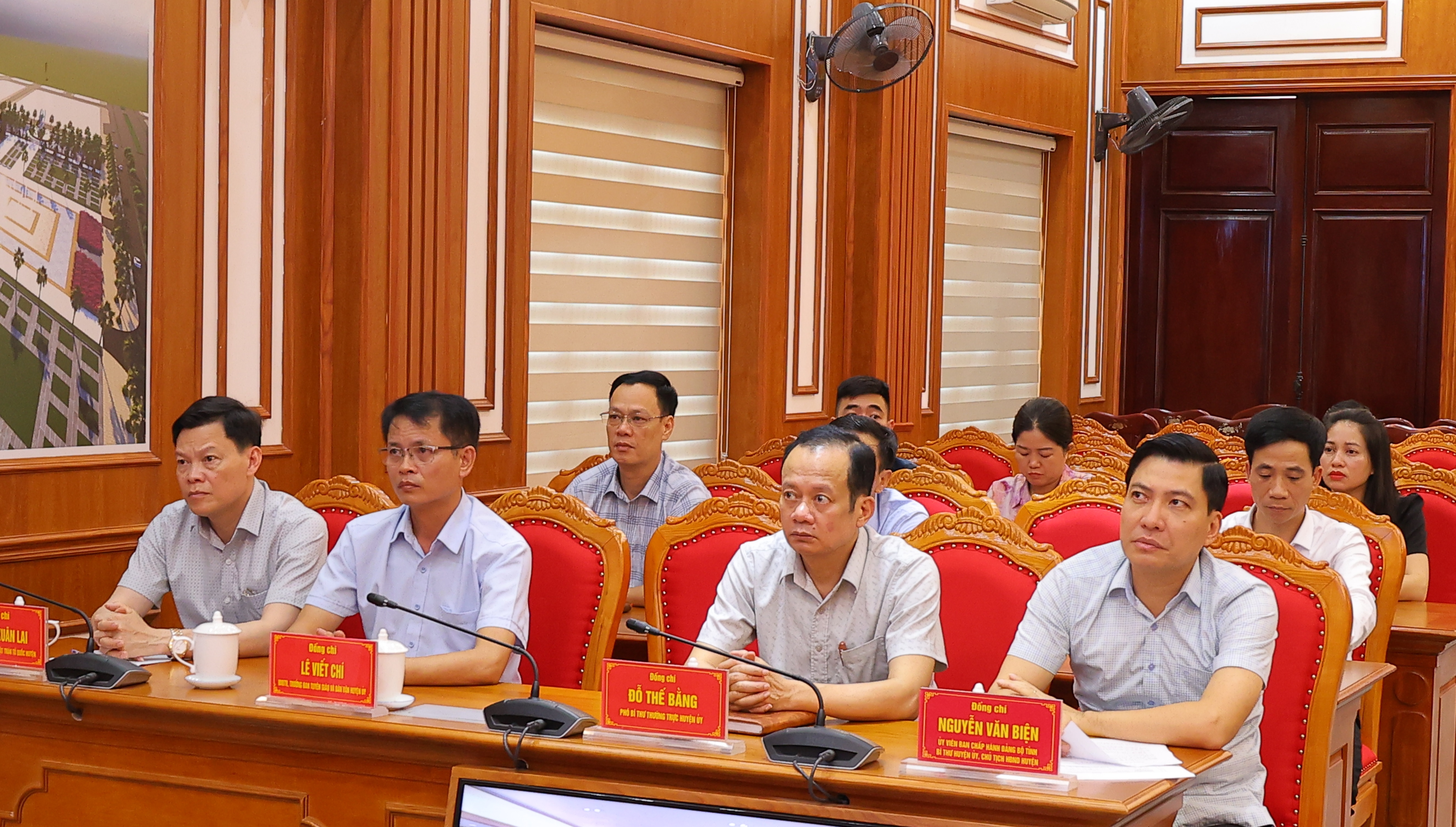 Đại biểu dự tại điểm cầu Thiệu Hóa