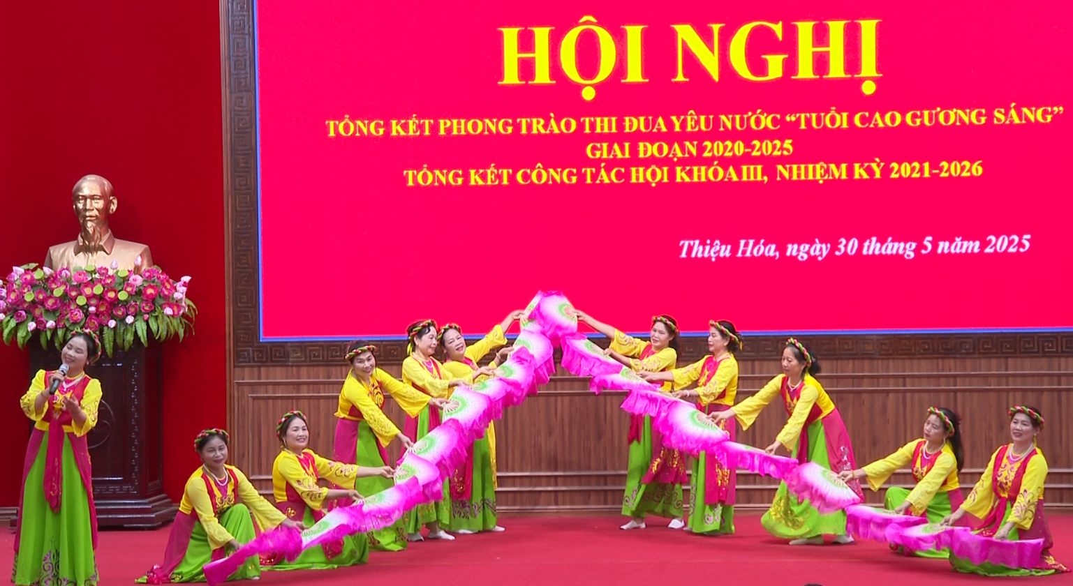 Chương trình văn nghệ chào mừng