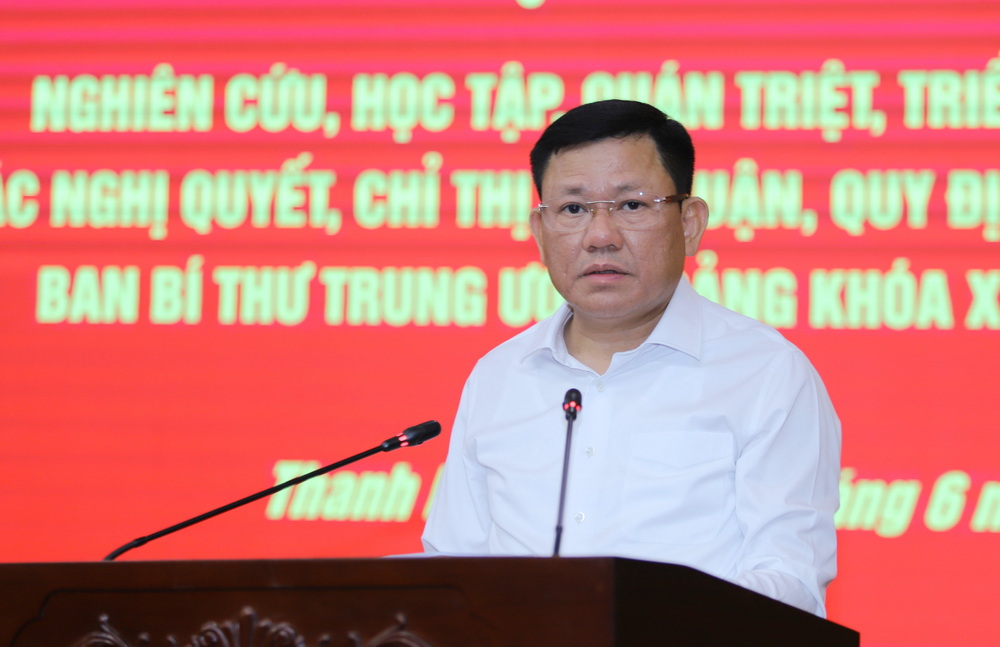 Phó Chủ tịch Thường trực UBND tỉnh Nguyễn Văn Thi quán triệt triển khai các văn bản mới của Trung ương và của Ban Thường vụ Tỉnh ủy.