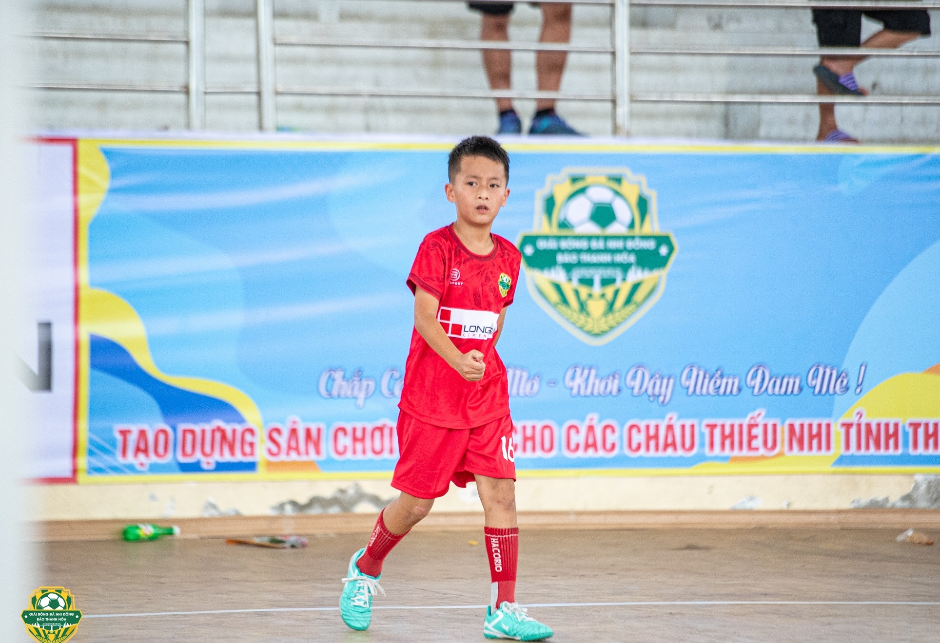 Tuấn Tú (Thiệu Hoá) một lần nữa lập hattrick ở giải đấu năm nay.