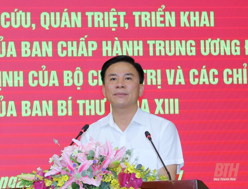 Đồng chí: Đỗ Trọng Hưng, Ủy viên Trung ương Đảng, Bí thư Tỉnh ủy, Chủ tịch HĐND tỉnh kết luận hội nghị