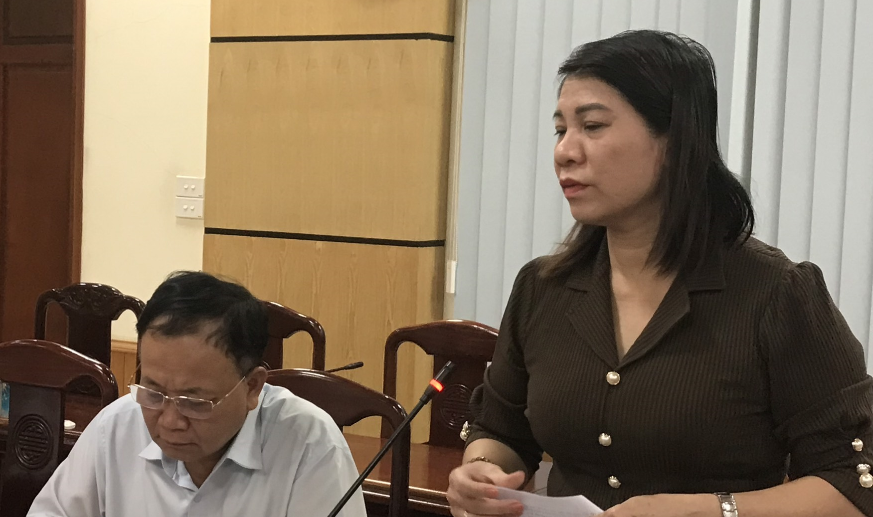 Trưởng phòng Lao động, Thương Binh - Xã hội Đoàn Thị Hồng phát biểu