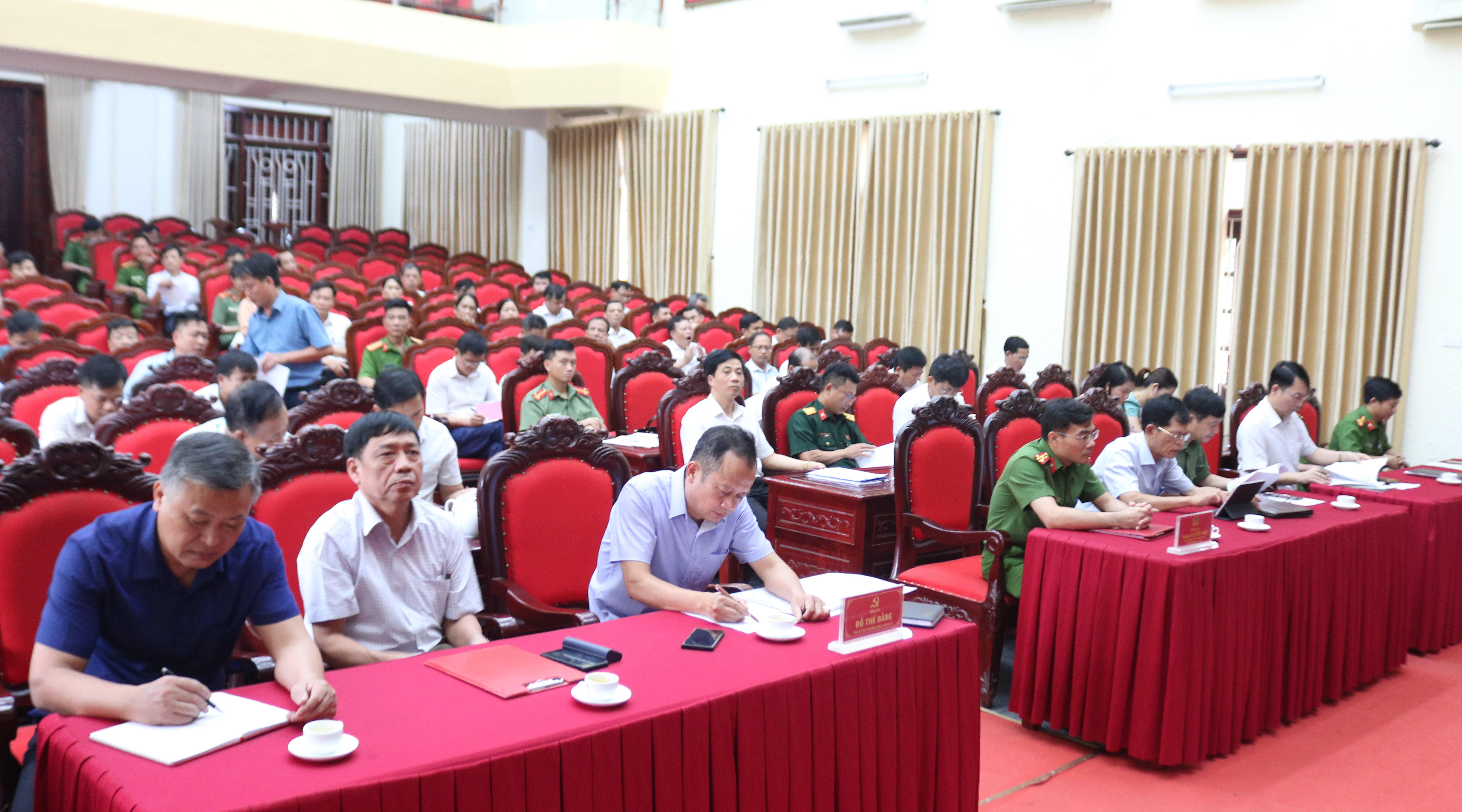 Các đại biểu dự hội nghị