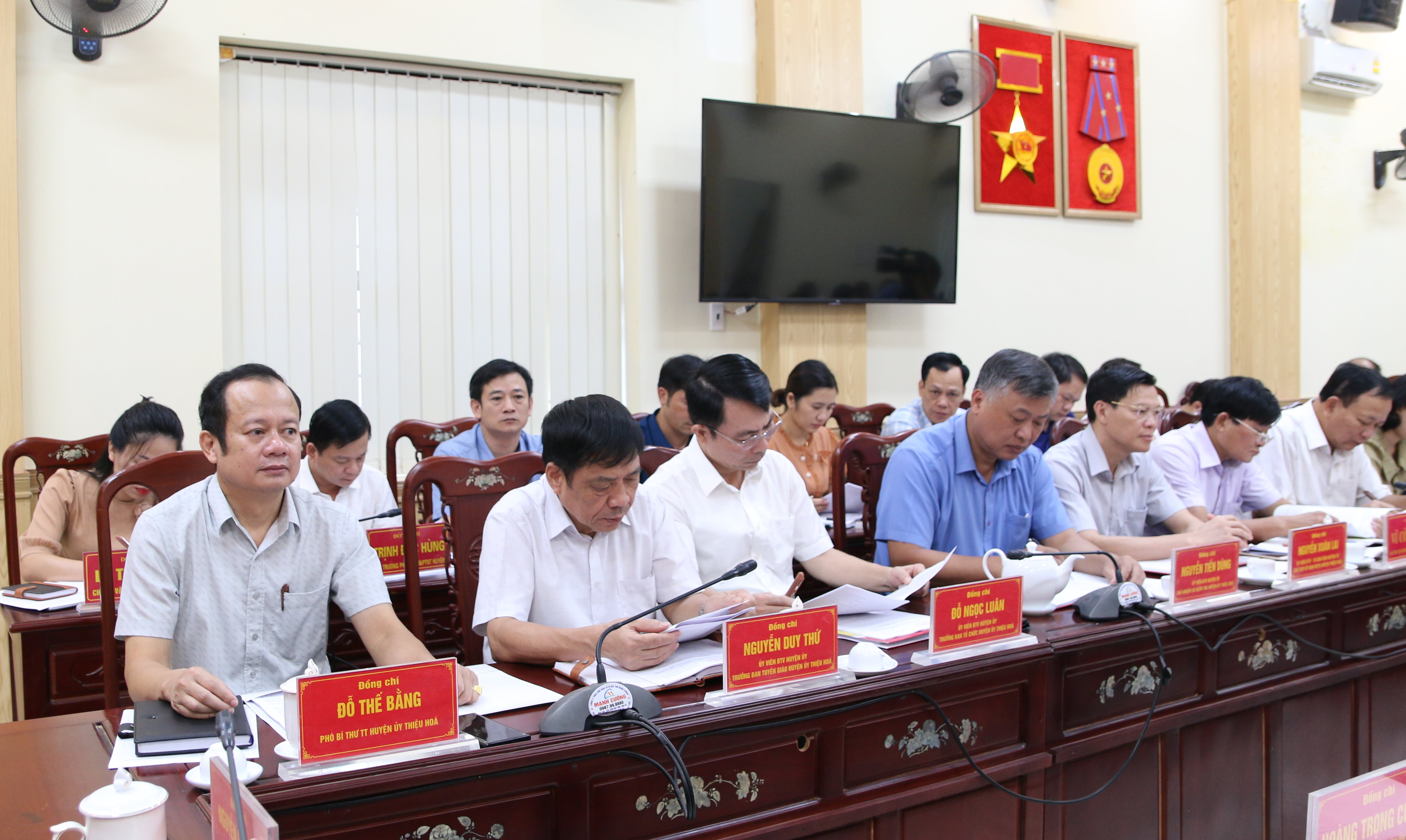 Các đại biểu dự hội nghị