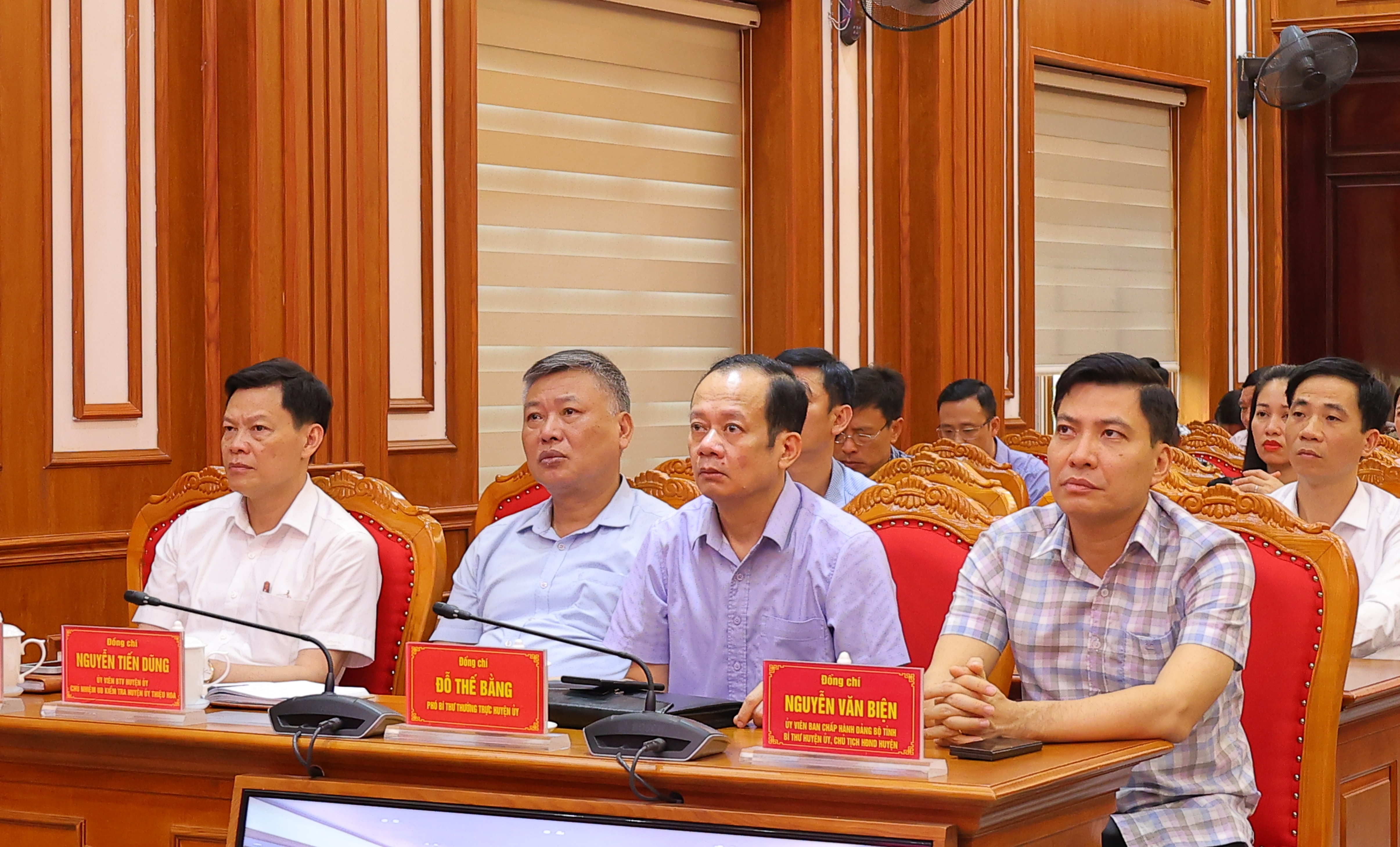 Đại biểu dự tại điểm cầu Thiệu Hóa