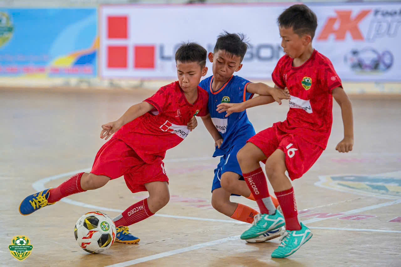 Trận chung kết diễn ra đầy kịch tính